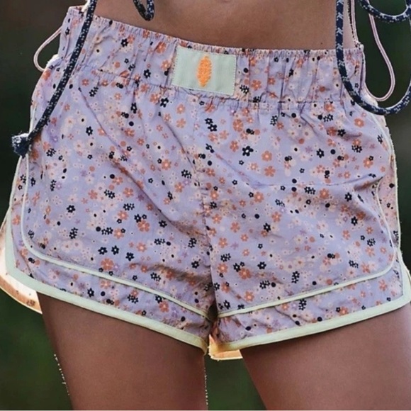 free people movement Pants - FP Movement Varsity Blues Floral Short Lined Running Athleisure Sports M